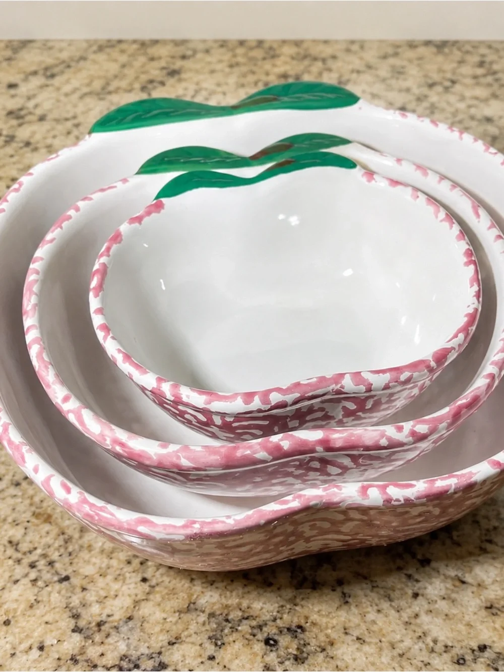 Vintage Apple Shaped Nesting Bowls Set of 3 Pink Spongeware Ceramic Farmhouse Ki